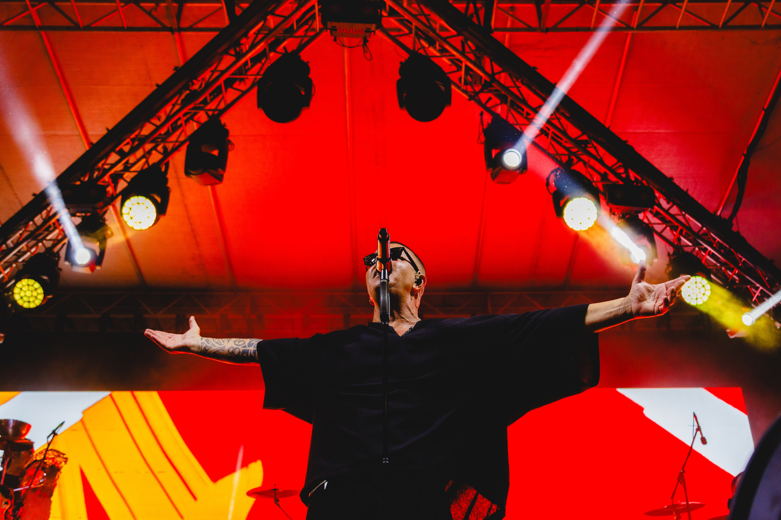 Franco Ricciardi sul palco